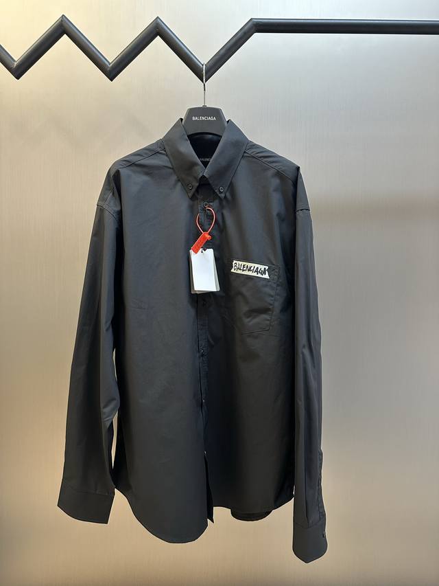 Balenciaga Letter Tape Print Shirt ( ) Made of custom-finished silk plywood, fe