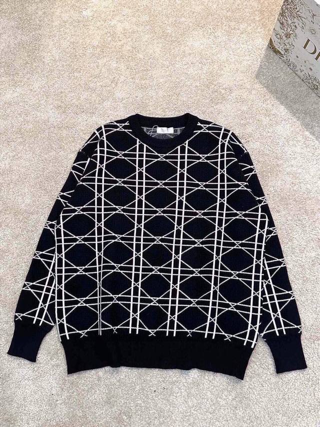 Vtaenlitn Haute Couture Valentino Autumn/Winter Haute Couture Urban Style Classi