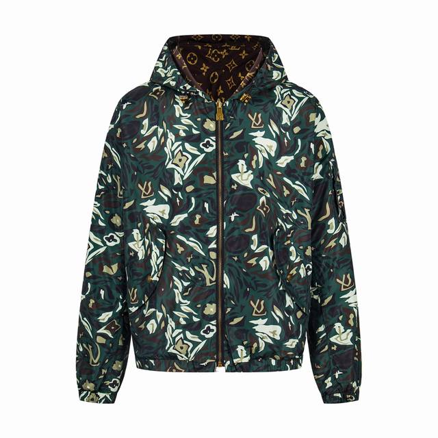 LV 25 Nigo Collaboration New Camouflage Monogram Casual Reversible Hooded Hood (