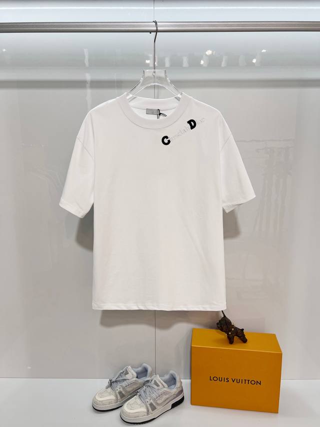 Dior 2026 New Arrival Official Website Synchronized Cd Slogan Embroidered Logo U