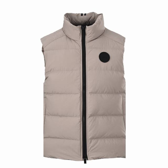 Canada Goose Cg Black Label Stand Collar Down Vest. Made with high-quality prote