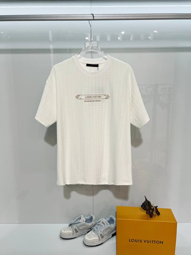 Louis Vuitton LV 2026 New Imported High-Density Gold Embroidered Logo Unisex Sho