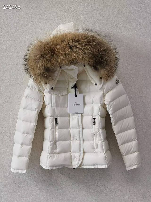 Moncler Armoise Short Slim Fit Women's Down Jacket, Fox Fur, Imported Nylon Fabr