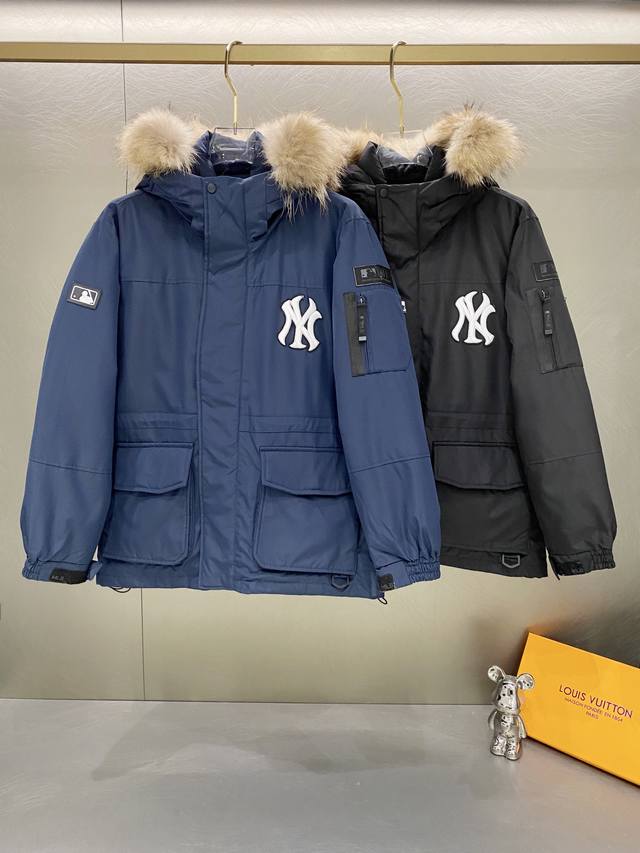 Mlb Yankees Winter Unisex Couple Casual New Style Down Jacket with Large Fur Col
