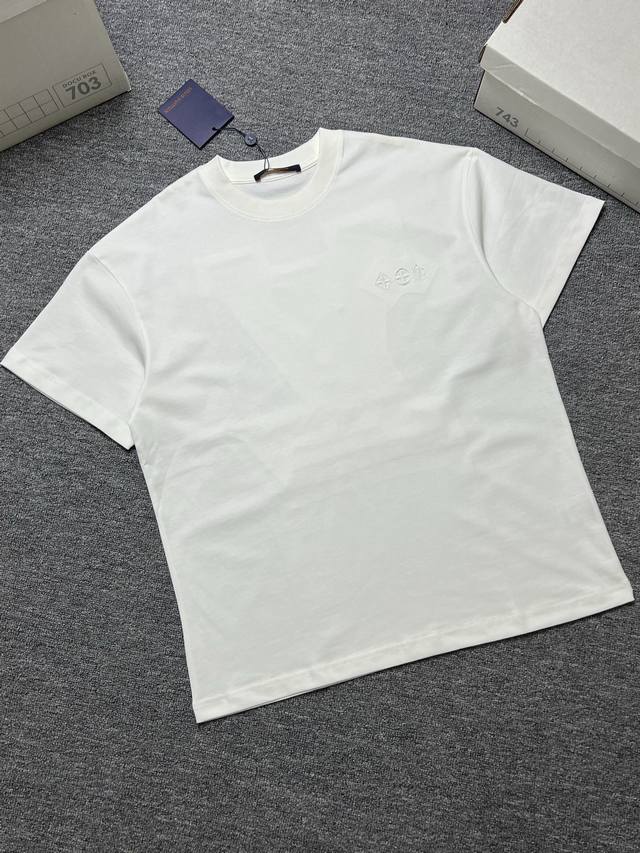 Lv Short-sleeved T-shirt Colors: Black, White Craftsmanship: Appliqu