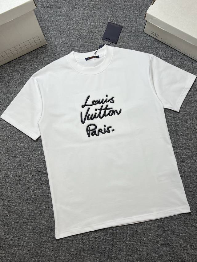 Lv Short-sleeved T-shirt Colors: Black, White Craftsmanship: Letter embroidery,