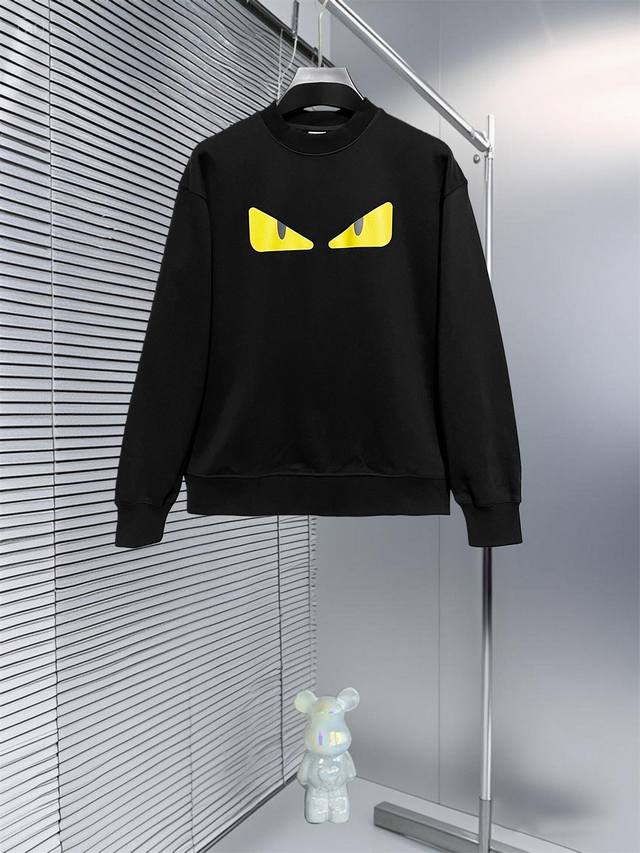 Fendi Early Autumn New Wide-Size Hooded Sweatshirt, Unisex! Uniquely eye-catchin