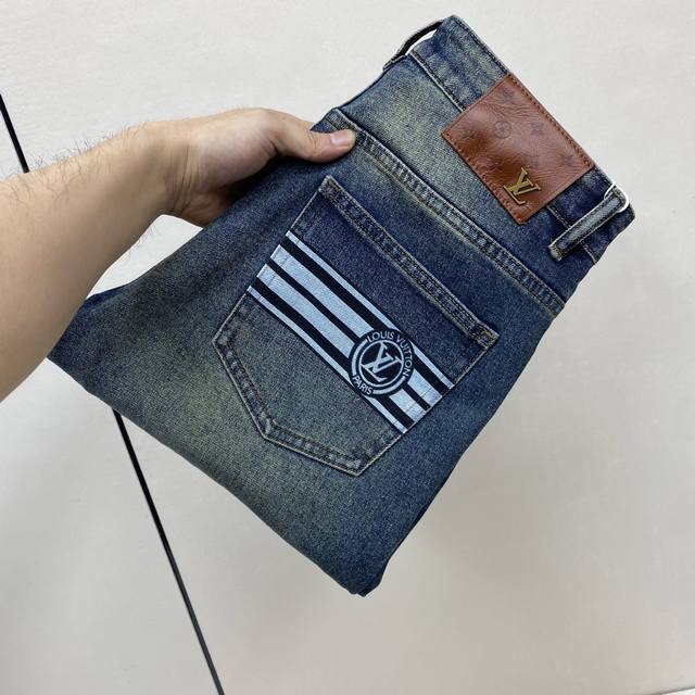 Top-tier version. 2025 Autumn/Winter European boutique new arrivals, super A gra