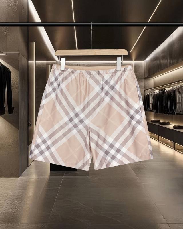 Burberry's hottest new arrival: Classic twill plaid quick-drying beach casual fi