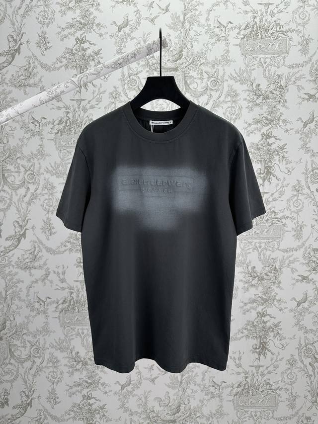 Alexander Wang 25Ss Men's New Reflective Halo Print Logo T-Shirt. This washed b