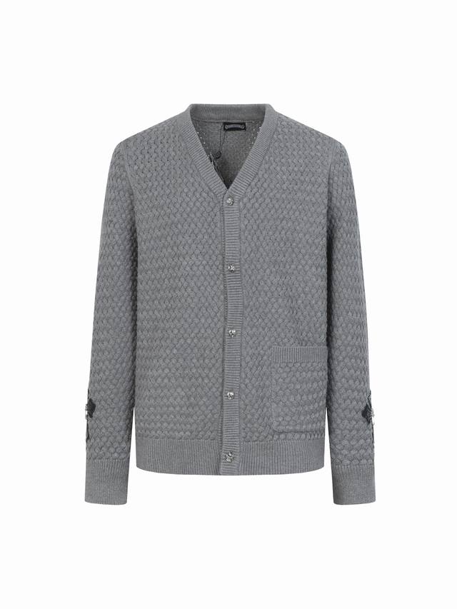 High-quality Dongguan-made Ch patch leather label knitted cardigan sweater. Aft