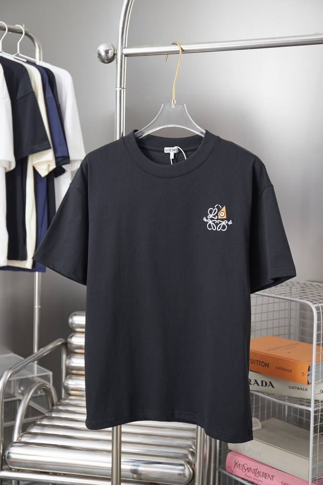 Loewe 25Ss Early Spring New Classic Icon Eyes Short-Sleeve Shirt. A must-have fo