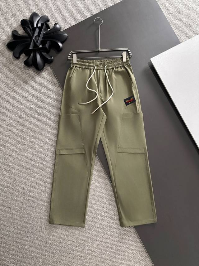 2-3 day shipping. Fendi exclusive first release of 25Ss Autumn/Winter new high-