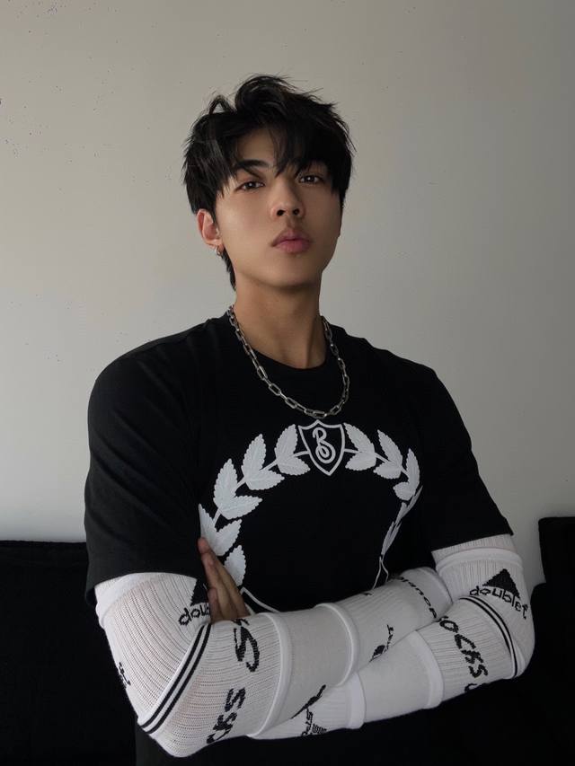 Special Price Xs7 S3 L1 This is a single item sold; no returns or exchanges, no