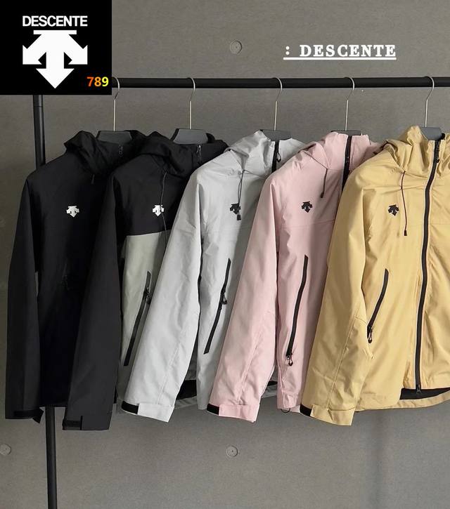 New 3-in-1 Descente Autumn/Winter Men's and Women's Windproof and Waterproof Ja