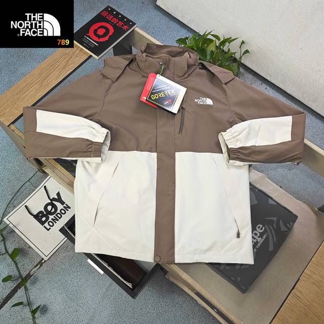 2025 New The North Face 3-in-1 Outdoor Jacket with Classic Reflective Logo Print