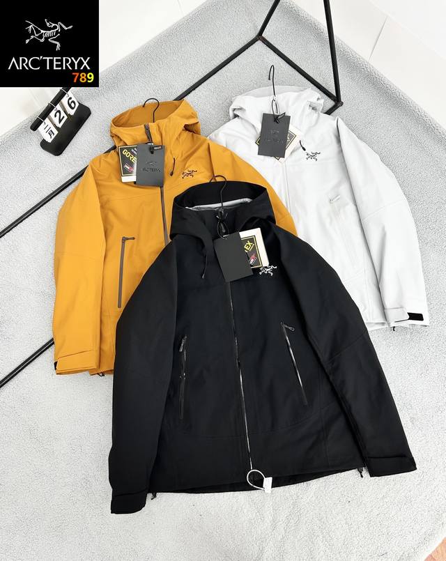 Arc'teryx 3-in-1 Down Jacket Details, Unisex, Waterproof and Seam-Sealed, Three