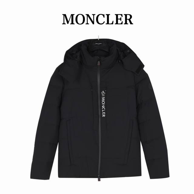 Moncler 24Fw Black Label Logo Hooded Down Jacket ( ) straddles the line between
