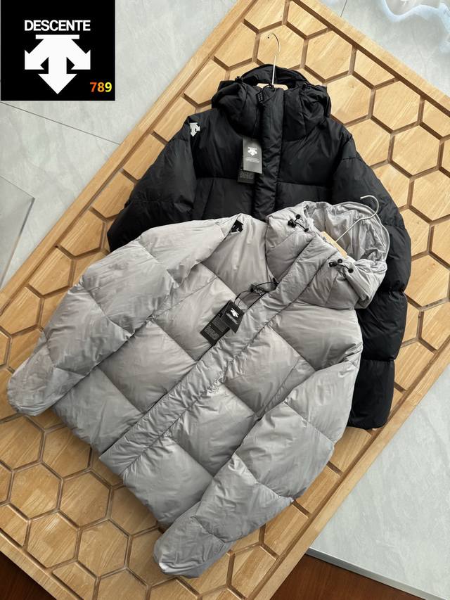 Descente Outdoor Lightweight Three-Proof Down Jacket! Inspired by the functional
