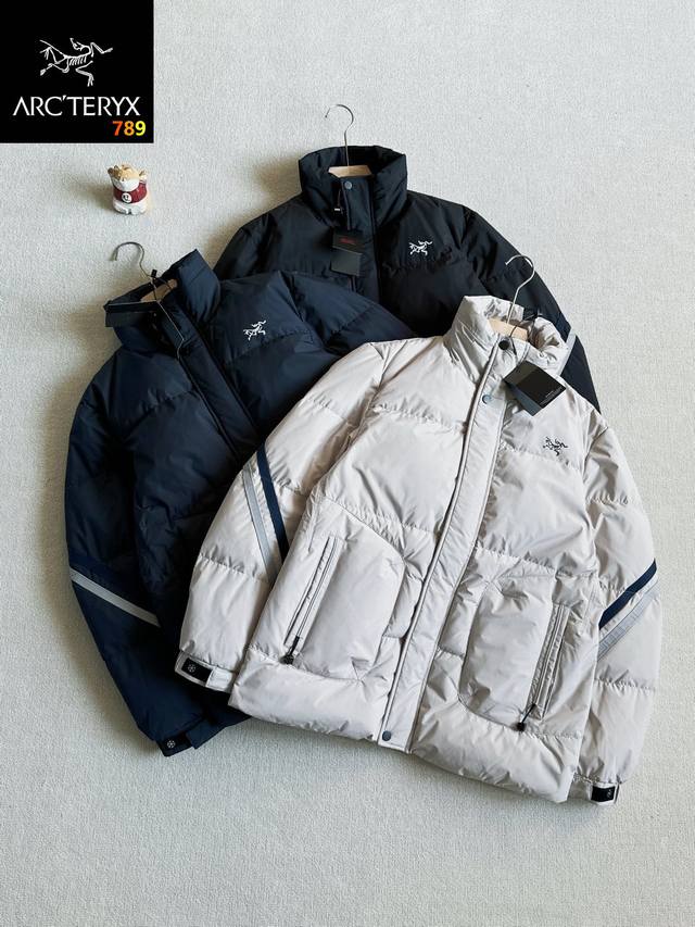 Arc'teryx Winter Plus Size Down Jacket: Trendy Color Blocking and Robust Warmth