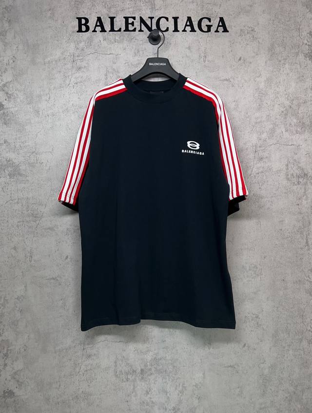 Balenciaga Top-Tier Version 1:1 Official Quality Shoulder Details: Shoulder Spli