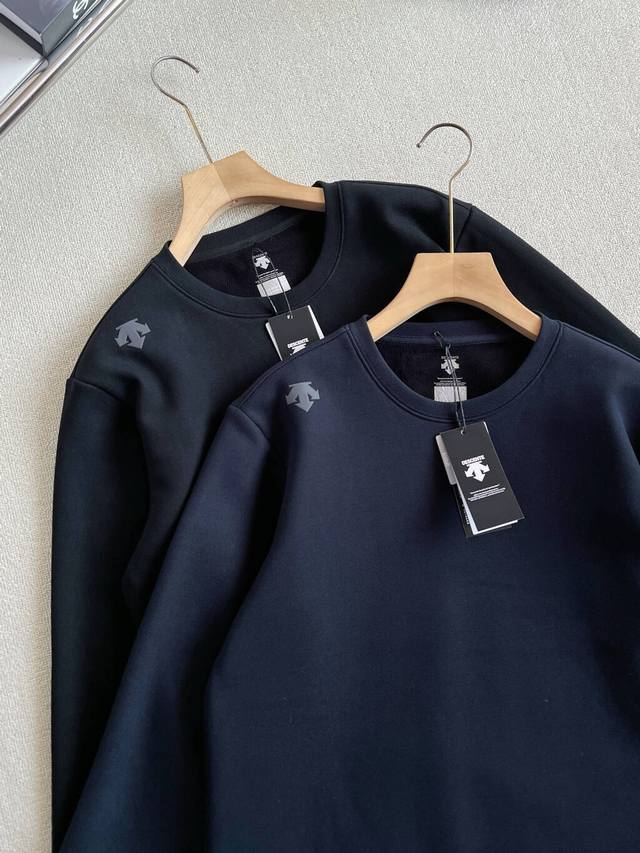 New Arrival Details: Fleece-lined Style. High-quality Descente 2025 Winter Sport