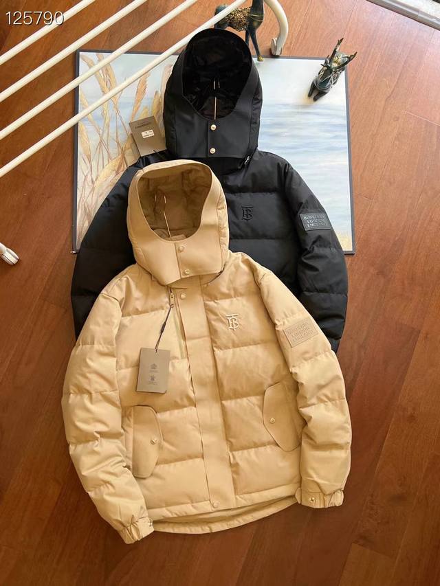 New Arrival Real Shots High Quality The King of Feathers Arrives! Burberry Men's