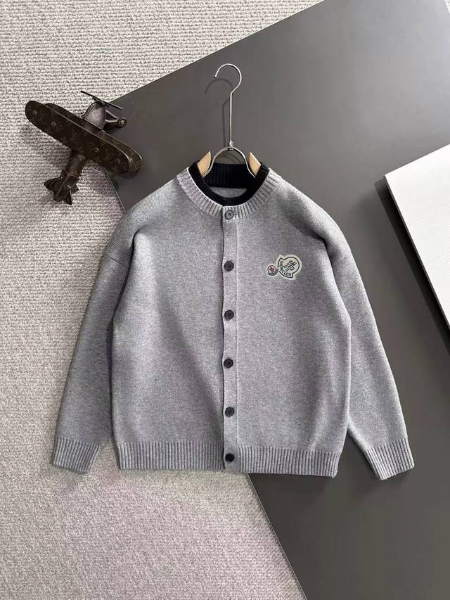 Ships the next day. Moncler 2025 official website winter newest sweater, a best