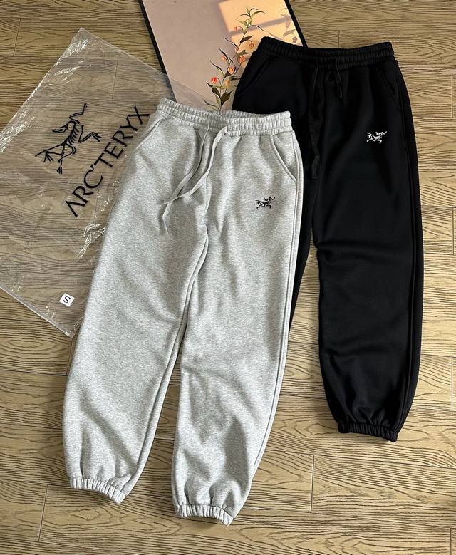 Arc'Teryx Mink Fleece-Lined Thickened Unisex Couple Casual Sports Sweatpants. A