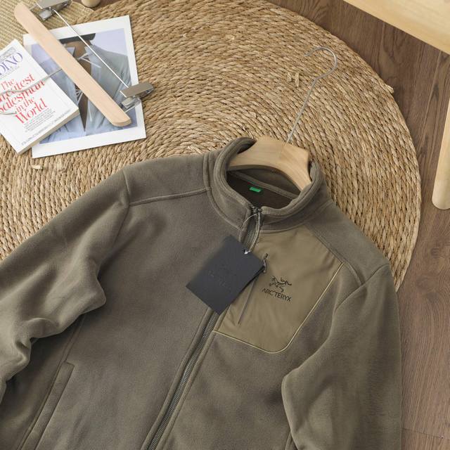 Arc'teryx Outdoor Fleece-Lined Thick Double-Sided Fleece Sweater Jacket! Made wi