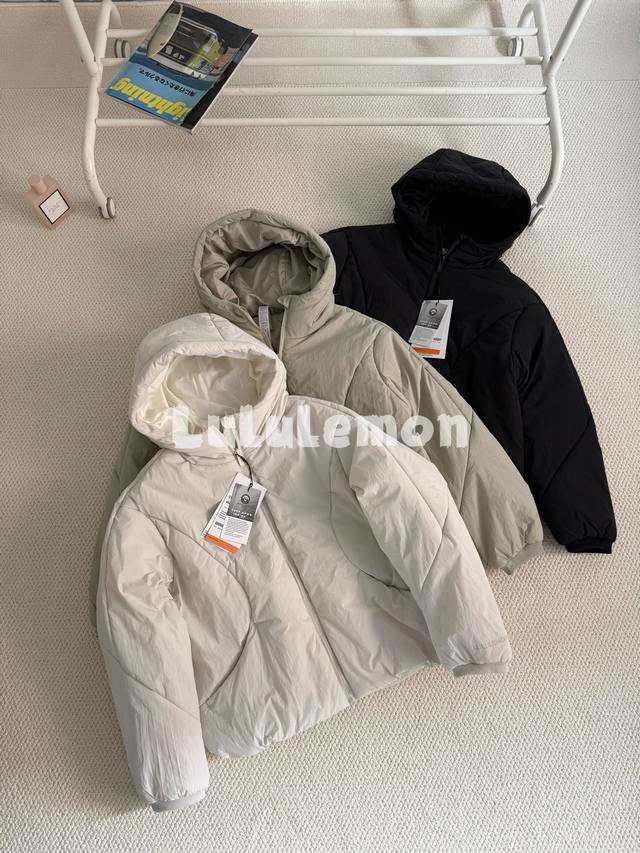 Available from . Style No.: Lw4C. Colors: Black, Off-white, Linen Gray. Sizes: