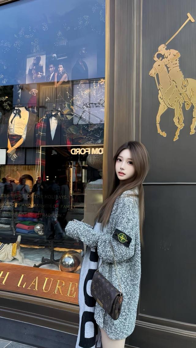 Supplying Stone Island high-quality coral floral pattern sweater/cardigan. Cust