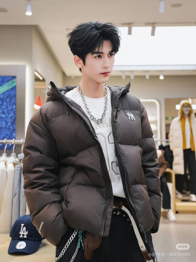 Mlb Zhang Linghe's Style, Official Website Hot Selling Fleece-Lined Down Jacket