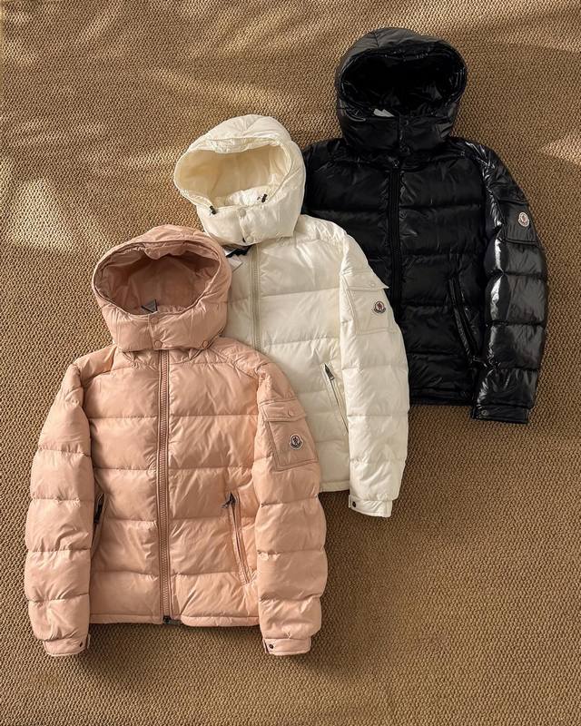 Genuine down jacket, 90% down, comes with a boutique dust bag. Moncler Maya dow
