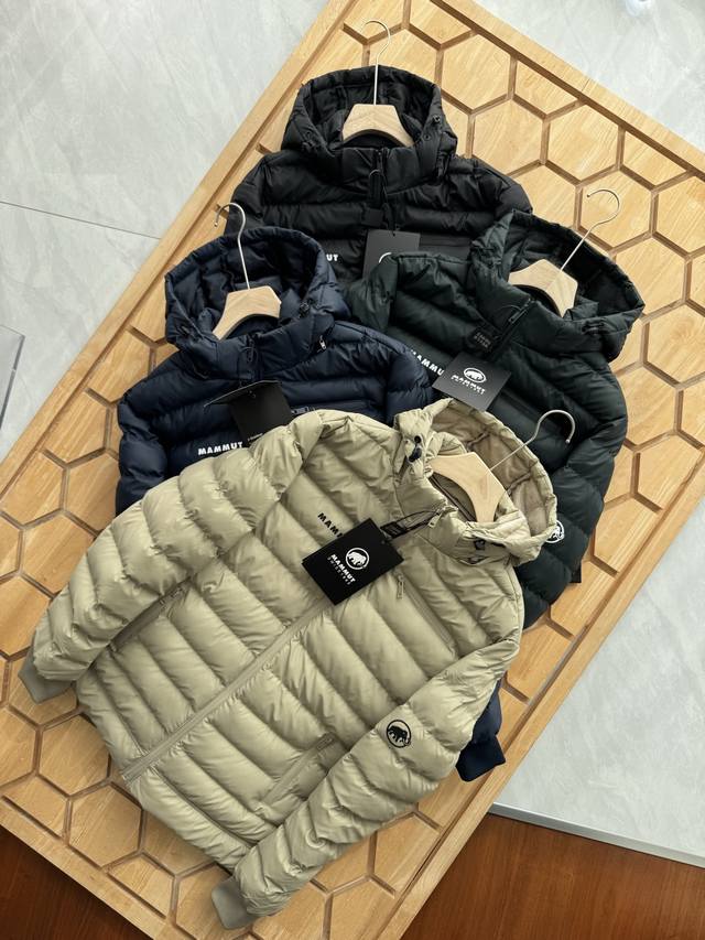 Mammoth Outdoor Padded Jacket | Professional Warmth and Sleek Style Combined Bl