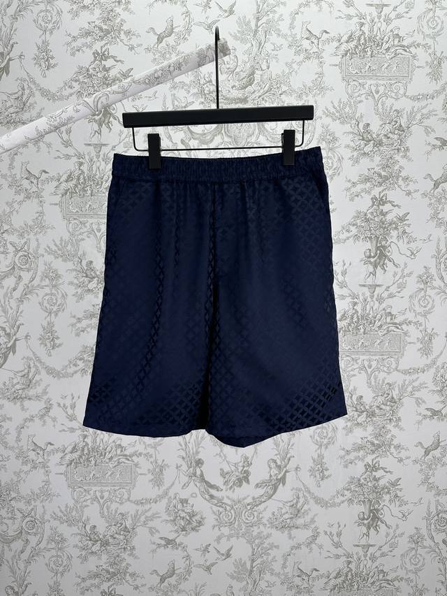 L'Vuitton 25Ss New Jacquard Shorts. These shorts continue the design of the 2025