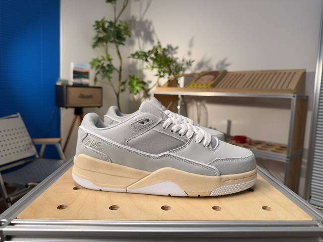 Jordan Flight Court Comfortable, Versatile, Shock-Absorbing, Breathable Retro Ba