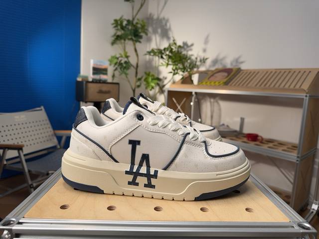 Mlb Chunky Liner New York Yankees Height-Increasing, Comfortable, Versatile, Sho