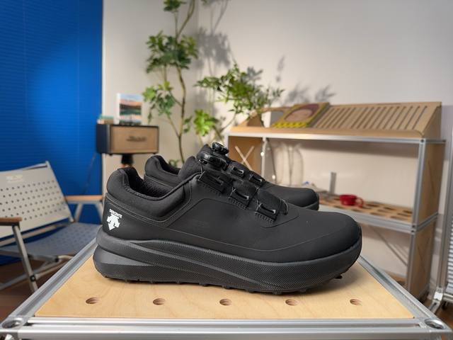 Descente Dualis Urban Commuting Fashionable Wear-resistant Low-top Casual Shoes