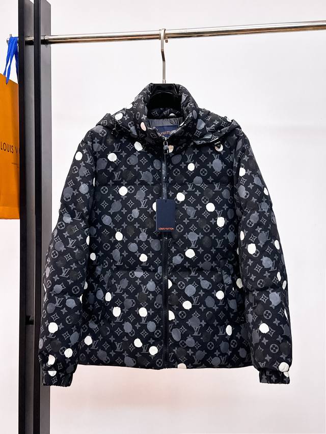 Lv Gw Exclusive Supply of New Classic Down Jackets for Autumn/Winter. This hoode