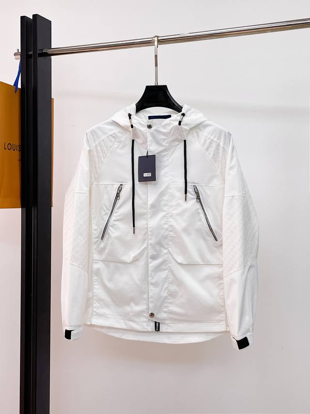 Lv 2026 Spring New Arrival Jacket, runway new arrival, in perfect condition, com