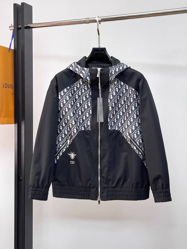 Dior 025 Spring New Arrival Jacket. A runway piece in perfect condition, comfor