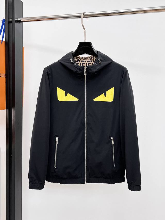 Fendi reversible jacket, Spring 2026 new arrival. A runway piece in perfect con
