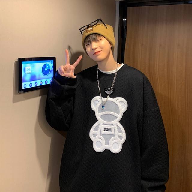 Adidas Originals Cartoon Bear Applique Jacquard Crew Neck Pullover Sweatshirt, u