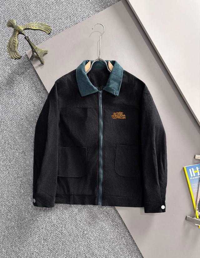 Lv2025 Autumn Newest Zipper Windbreaker Jacket/Outerwear. All tags are complete.