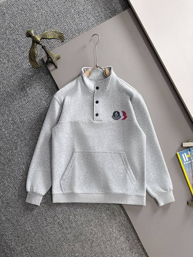 Exclusive first release of Moncler's 25Ss Autumn/Winter New Lapel Sweatshirt, L