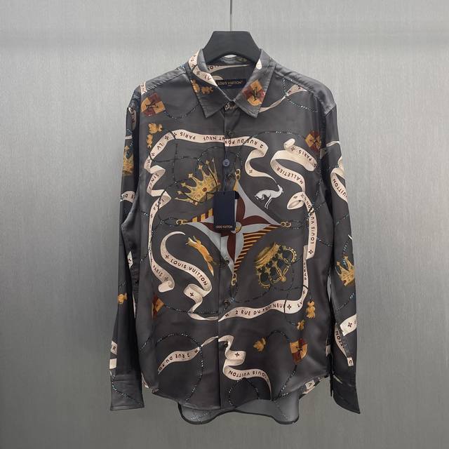 Lu Fox Ribbon Crown Shirt Size: S-XL This flowing shirt is made of mulberry silk