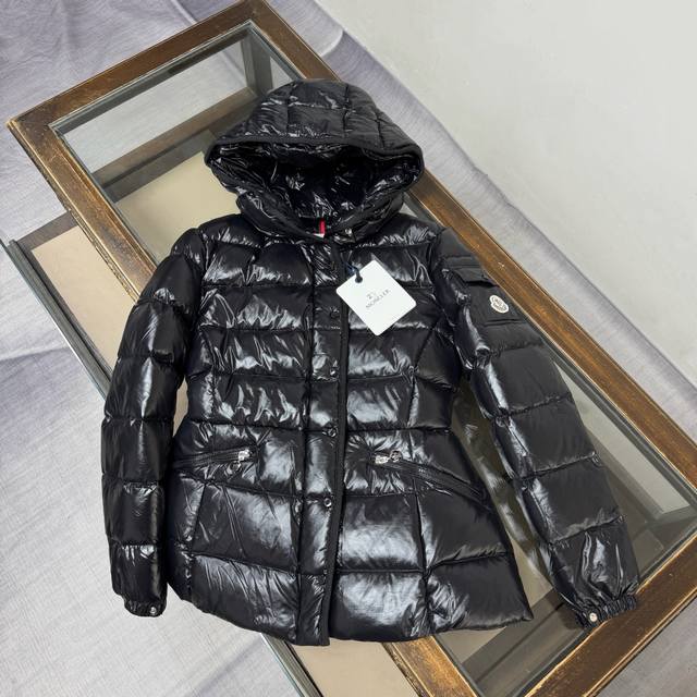 Women's Moncler Barante Short Down Jacket - The Moncler Barante short down jack