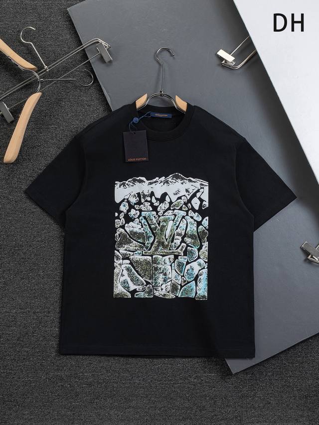 Louis Vuitton 1V (LV) - Slightly Wide Fit (Sizes S-XL, Sizes ), LV 26Ss. New ar