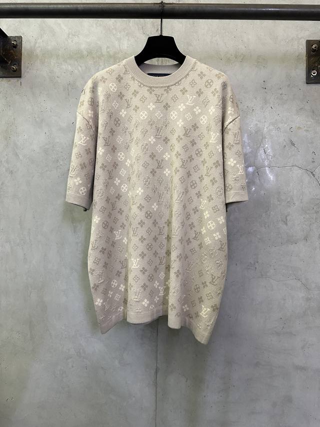 Louis Vuitton Ss26 Lv Full-width Jacquard Knit Short-sleeved Shirt. Fabric: 100%